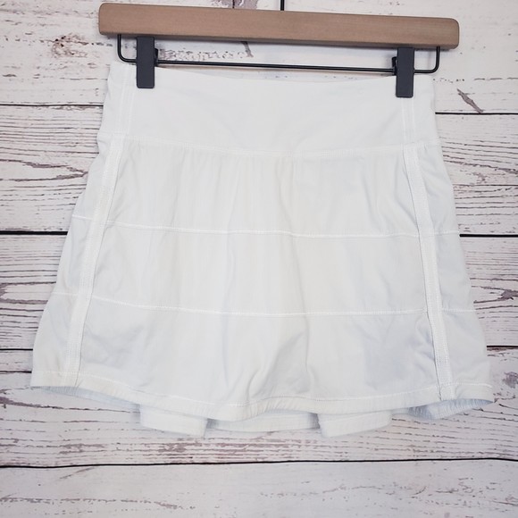 lululemon athletica Dresses & Skirts - LULULEMON Women's Pace Rival Mid-Rise Skirt Tennis Lined Skort size 2